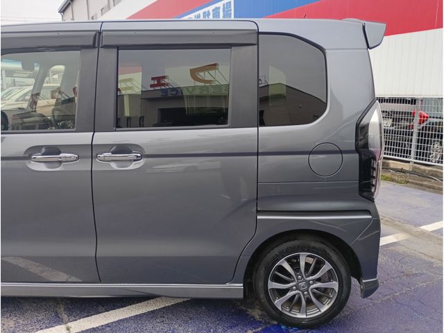 HONDA N BOX CUSTOM 2021 Image 31