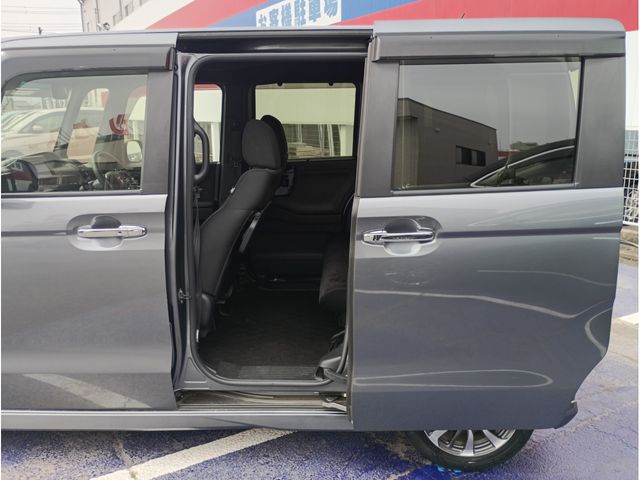 HONDA N BOX CUSTOM 2021 Image 31