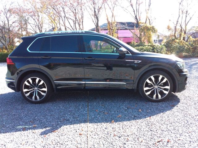 VOLKSWAGEN TIGUAN 2019 Image 31