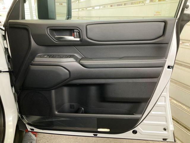 TOYOTA LANDCRUISER 250 2024 Image 31