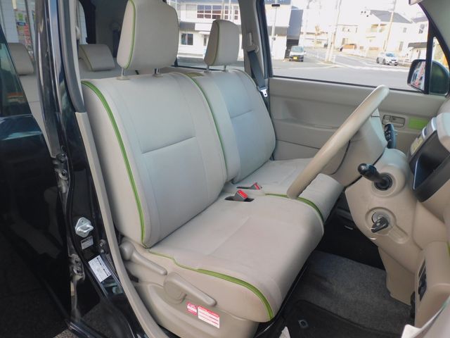 DAIHATSU MOVE CONTE 2015 Image 31