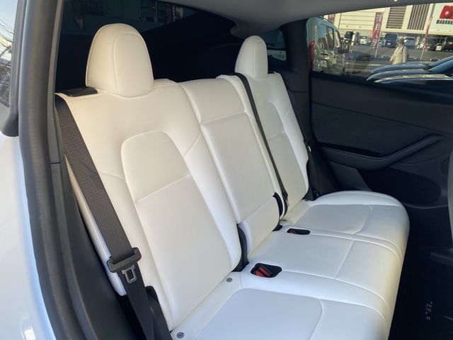 TESLA MODEL Y 2022 Image 31