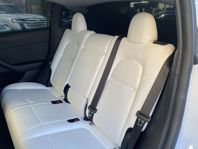 TESLA MODEL Y 2022 Image 31