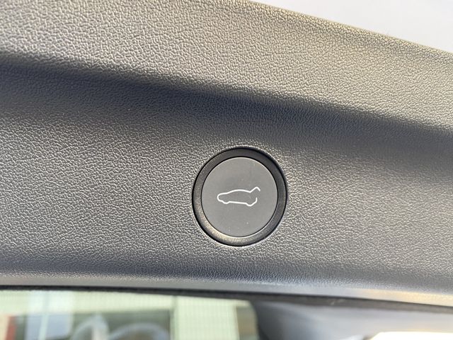 TESLA MODEL Y 2022 Image 31