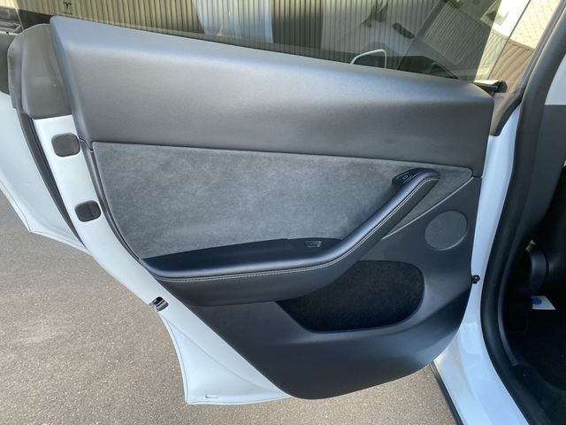 TESLA MODEL Y 2022 Image 31