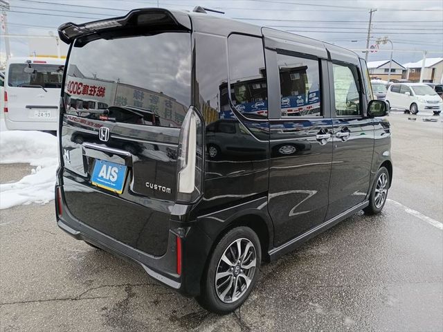 HONDA N BOX CUSTOM 2024 Image 31
