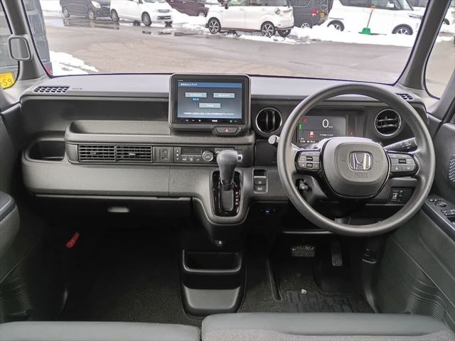 HONDA N BOX CUSTOM 2024 Image 31