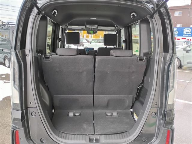 HONDA N BOX CUSTOM 2024 Image 31