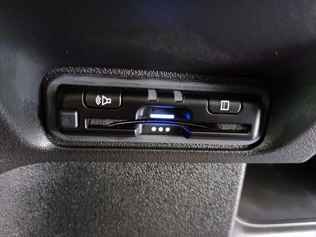 HONDA N BOX CUSTOM 2024 Image 31