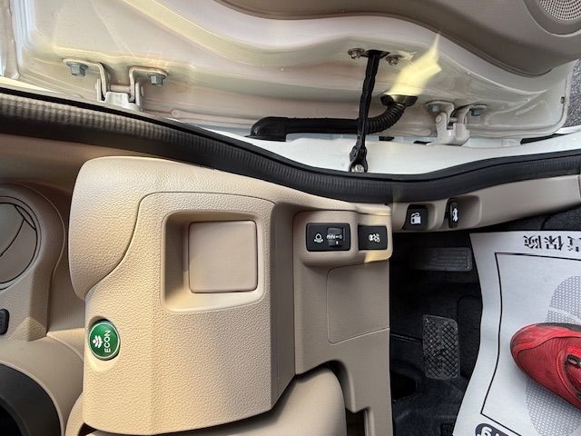 HONDA N BOX 2016 Image 31