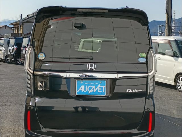 HONDA N BOX CUSTOM 2019 Image 31