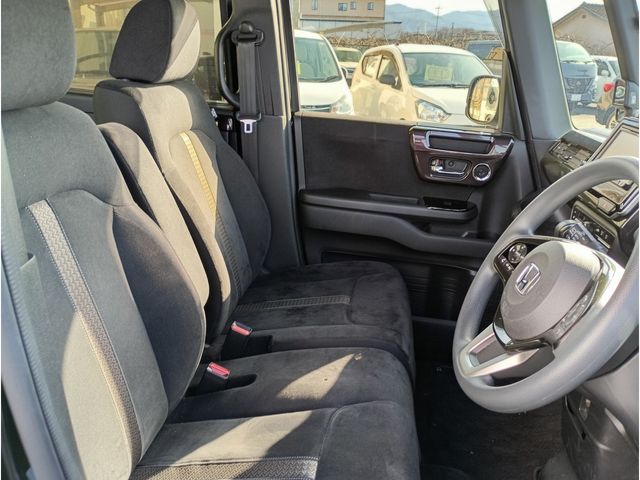 HONDA N BOX CUSTOM 2019 Image 31