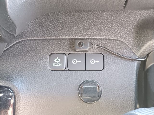 HONDA N BOX CUSTOM 2019 Image 31