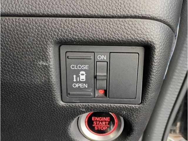 HONDA N BOX CUSTOM 2019 Image 31