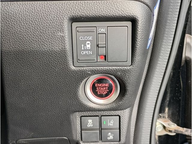 HONDA N BOX CUSTOM 2019 Image 31