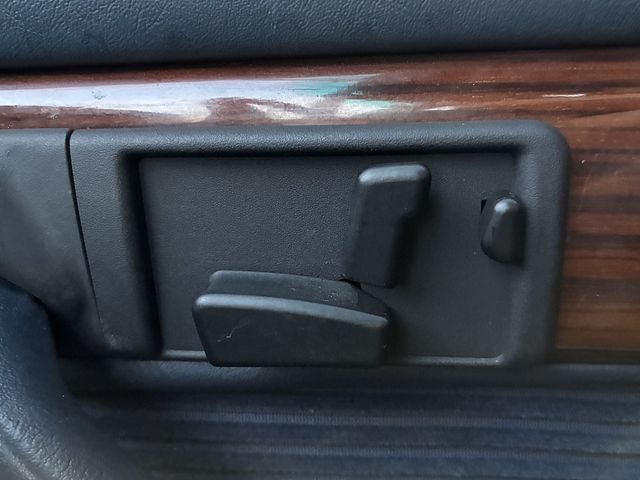 MERCEDES BENZ S CLAS 1990 Image 31