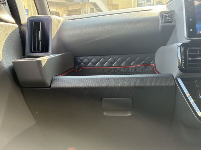 DAIHATSU TANTO CUSTOM 2019 Image 31