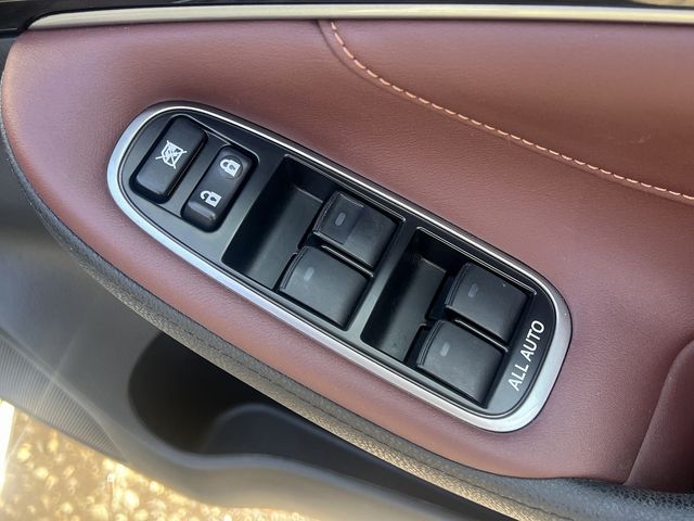 TOYOTA CROWN SEDAN HYBRID 2014 Image 31