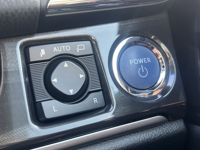 TOYOTA CROWN SEDAN HYBRID 2014 Image 31