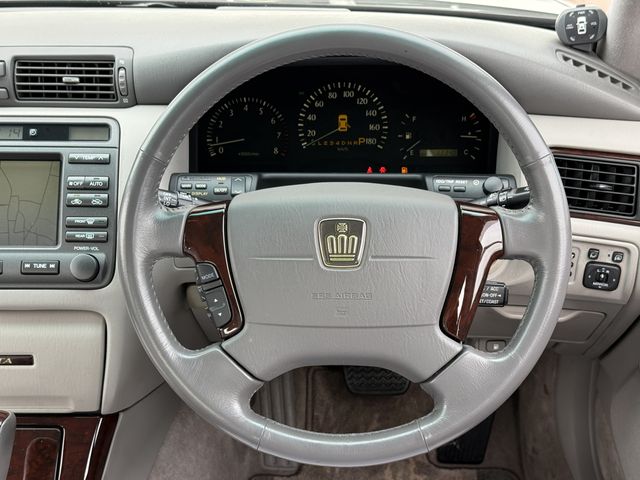 TOYOTA CROWN MAJESTA 2003 Image 31