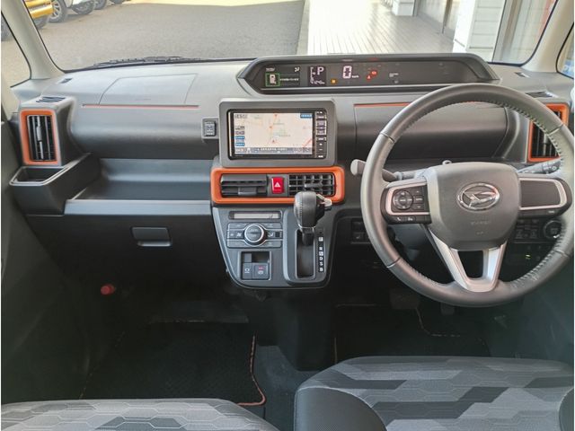 DAIHATSU TANTO FAN CROSS 2022 Image 31