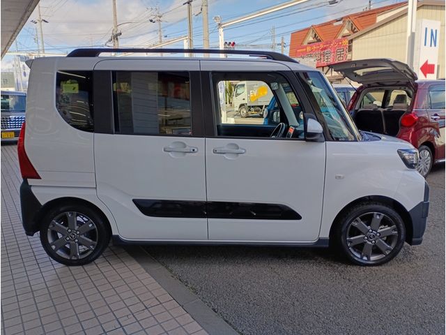 DAIHATSU TANTO FAN CROSS 2022 Image 31