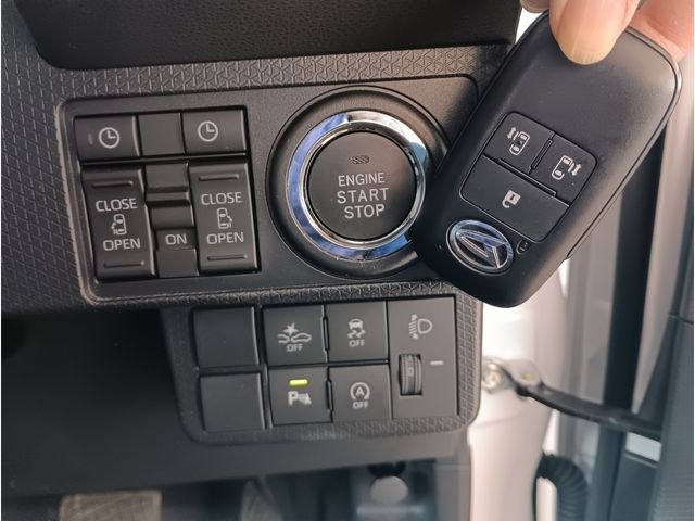 DAIHATSU TANTO FAN CROSS 2022 Image 31