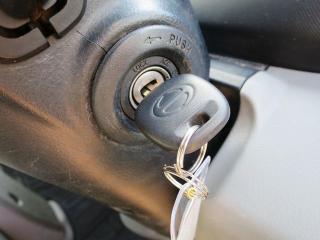 HINO DUTRO 2011 Image 31