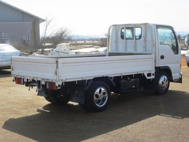 ISUZU ELF 2002 Image 31