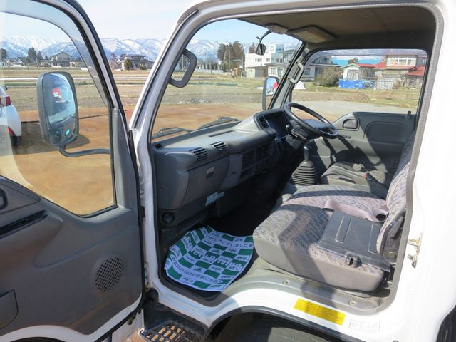 ISUZU ELF 2002 Image 31