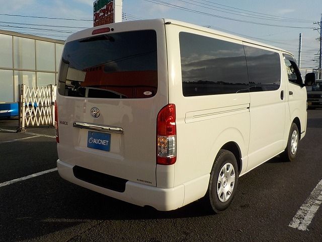 TOYOTA HIACE VAN 1.25T 2WD 2021 Image 31