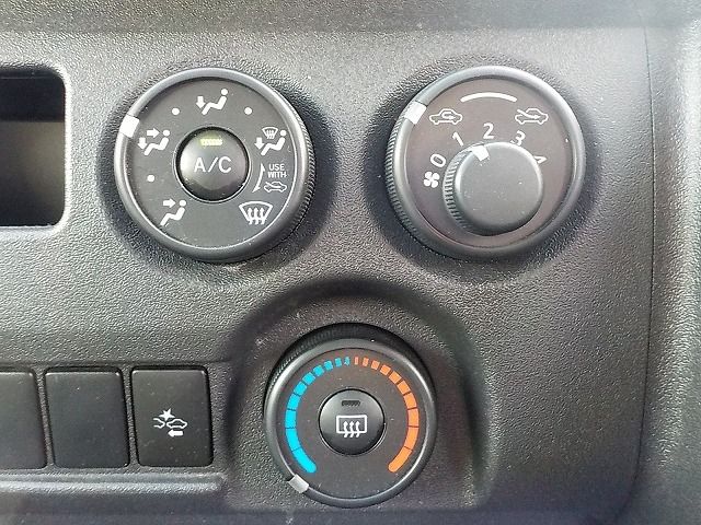 TOYOTA HIACE VAN 1.25T 2WD 2021 Image 31