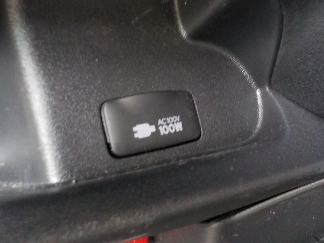 TOYOTA HIACE VAN 1.25T 2WD 2021 Image 31