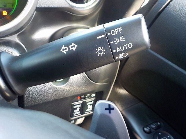 HONDA N BOX 2014 Image 31