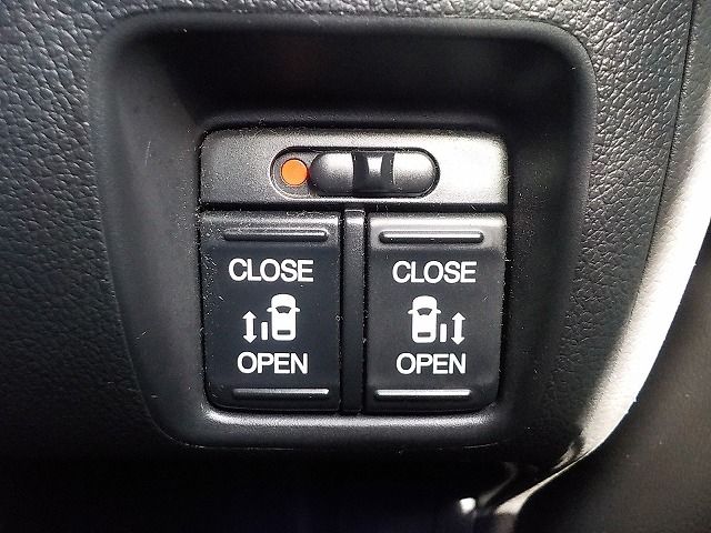 HONDA N BOX 2014 Image 31