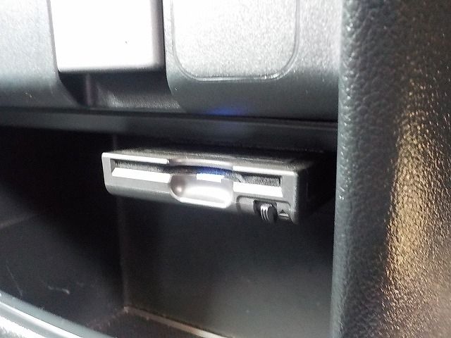 HONDA N BOX 2014 Image 31