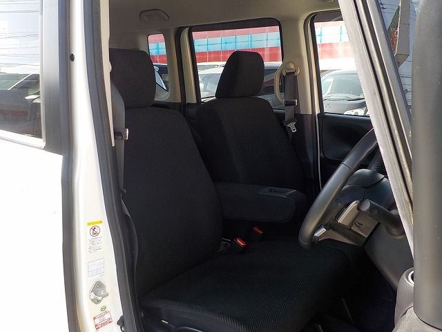 HONDA N BOX 2014 Image 31