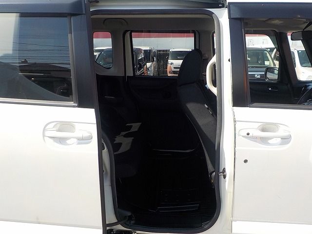 HONDA N BOX 2014 Image 31