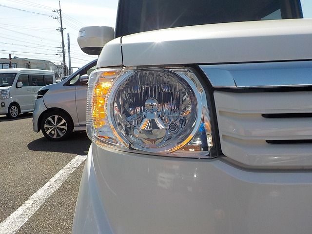 HONDA N BOX 2014 Image 31