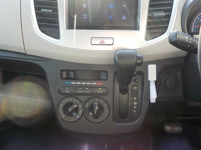 SUZUKI WAGON R 2015 Image 31