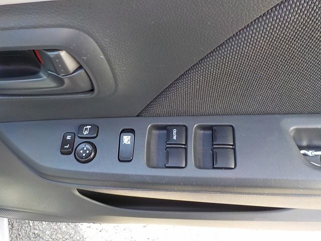 SUZUKI WAGON R 2015 Image 31