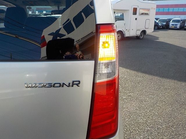 SUZUKI WAGON R 2015 Image 31