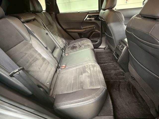 MITSUBISHI OUTLANDER PHEV 2022 Image 31