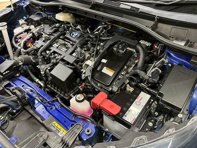 TOYOTA COROLLA CROSS HYBRID 2022 Image 31