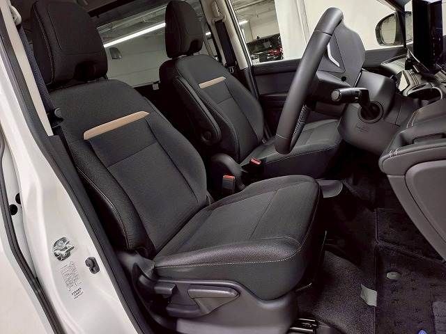 NISSAN SERENA  WG 2023 Image 31