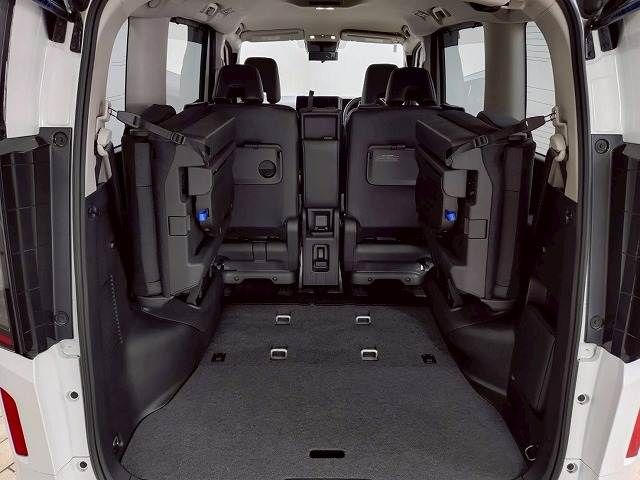 NISSAN SERENA  WG 2023 Image 31