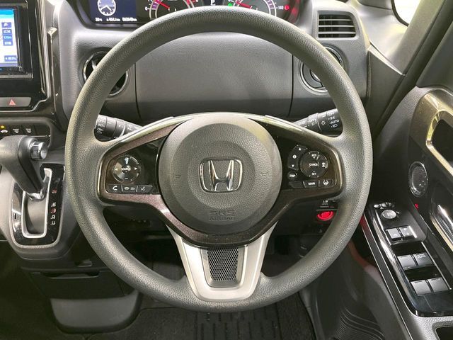 HONDA N BOX CUSTOM 2019 Image 31