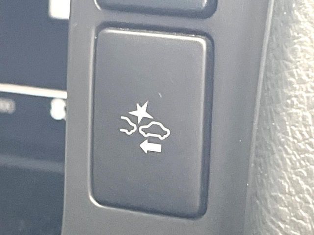 TOYOTA HIACE VAN 2WD 2025 Image 31