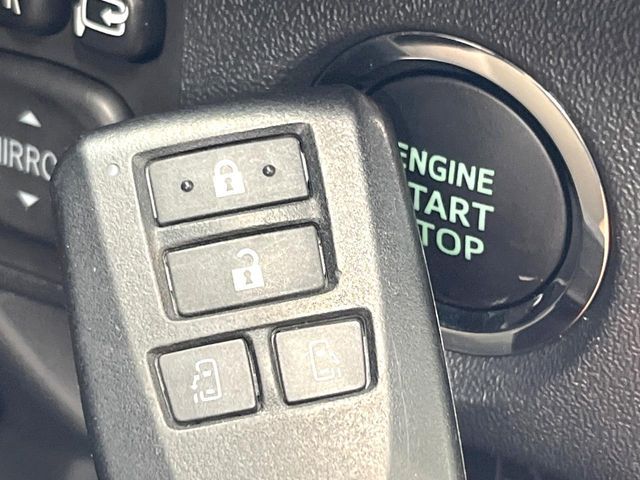 TOYOTA HIACE VAN 2WD 2025 Image 31