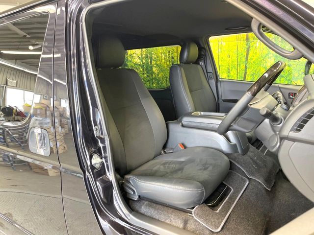 TOYOTA HIACE VAN 2WD 2025 Image 31